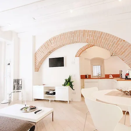Le Nuove Cadreghe Apartment *